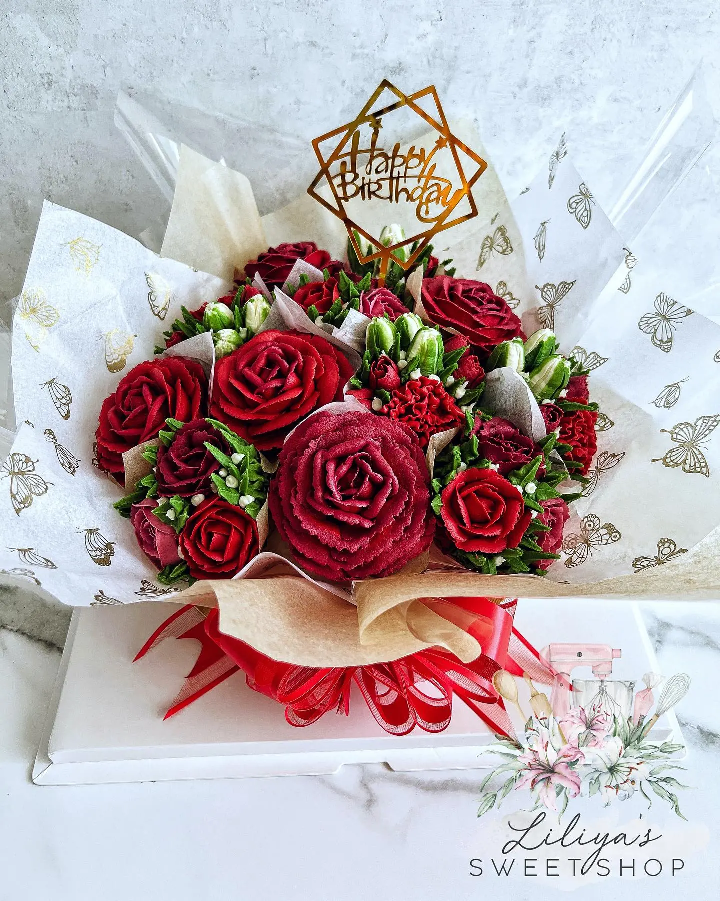 RUBY - Cupcake Bouquet of 12
