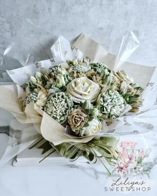 SAGE - Cupcake Bouquet of 14