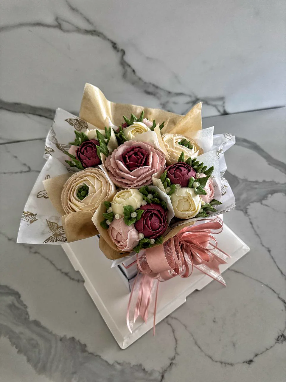 MERLOT - Cupcake Bouquet of 7